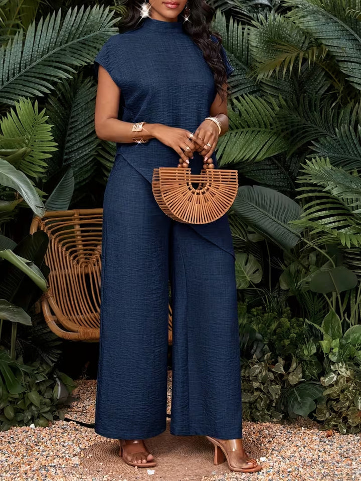 Solid-color asymmetric hem top