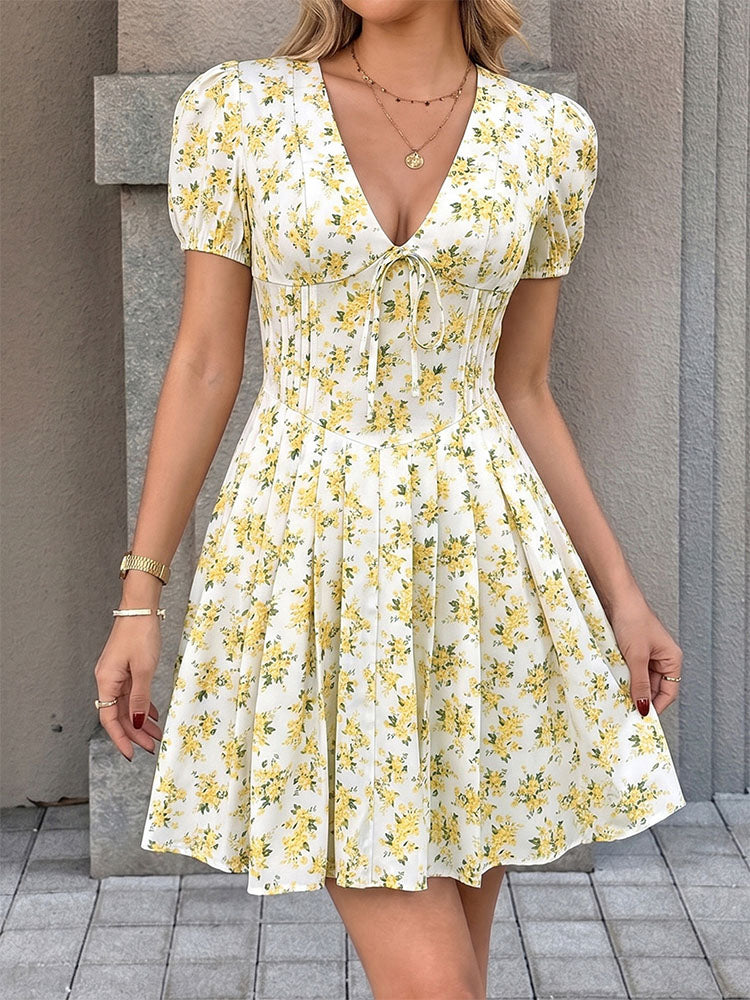 V-neck puff sleeve fitted waist floral dress