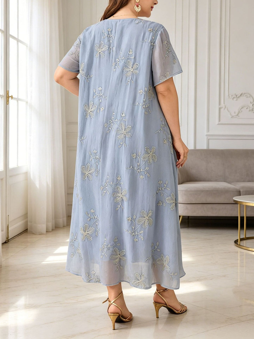 Loose V-neck embroidered long dress