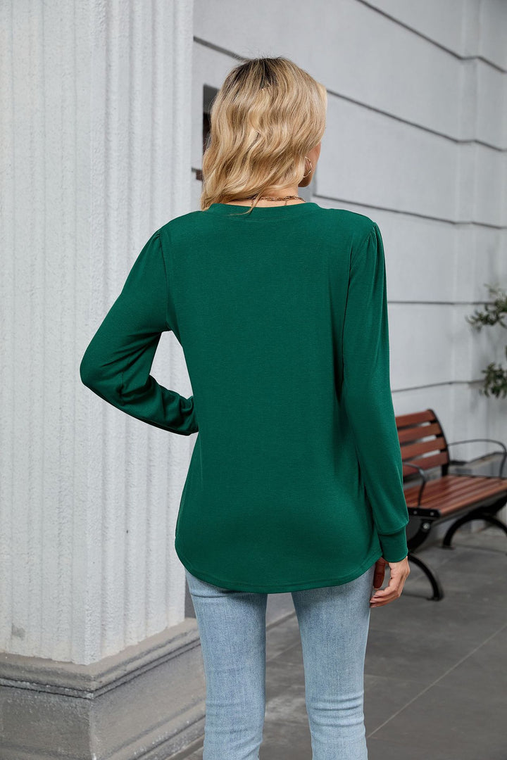 V-neck loose long-sleeved T-shirt top
