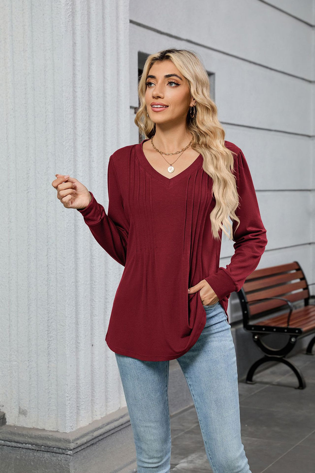 V-neck loose long-sleeved T-shirt top