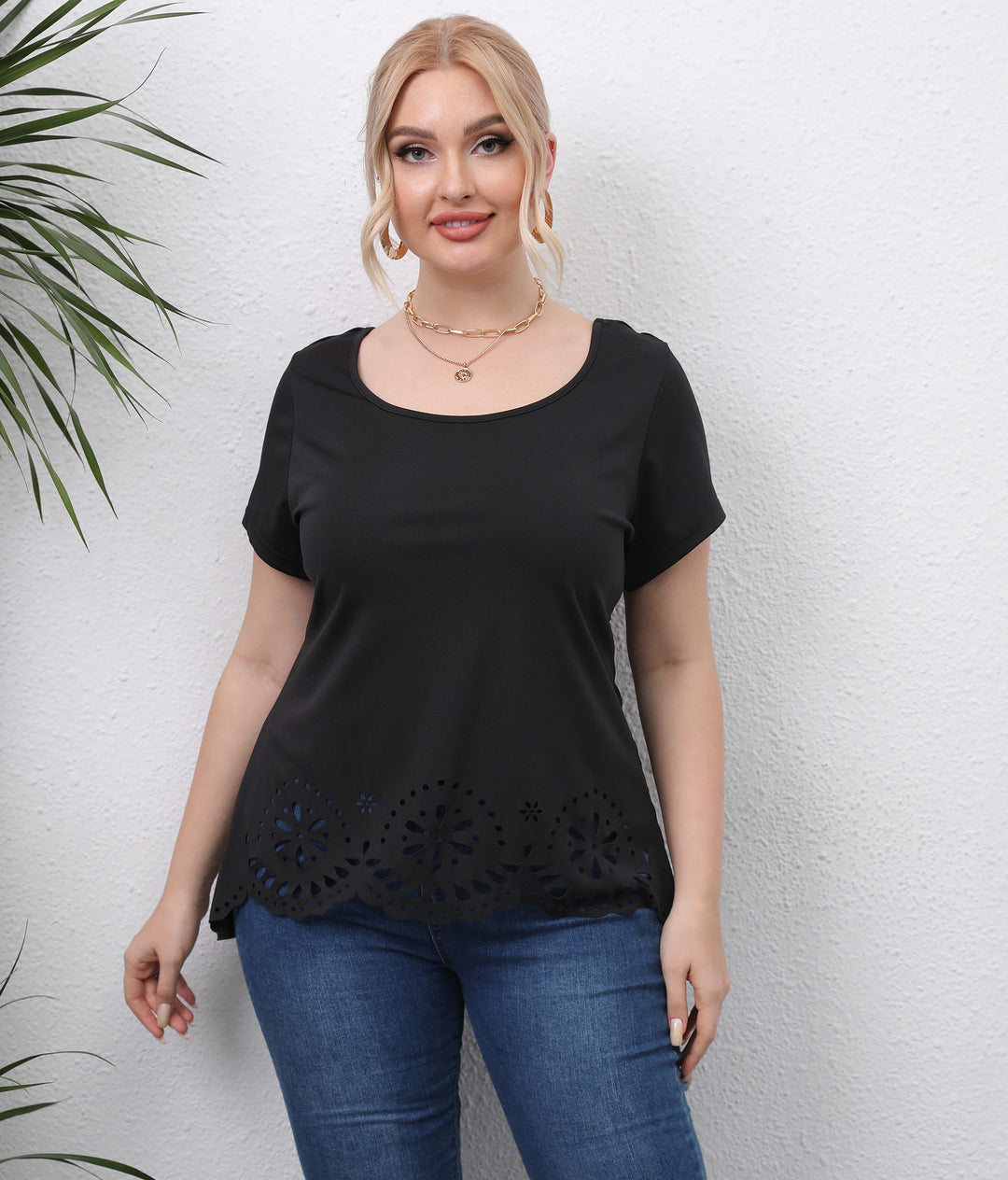 Round neck hollowed-out short sleeve