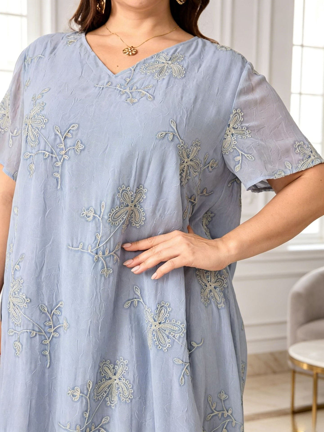Loose V-neck embroidered long dress