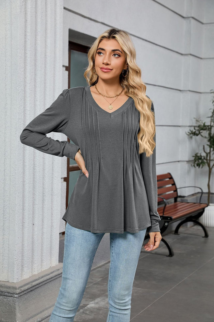 V-neck loose long-sleeved T-shirt top