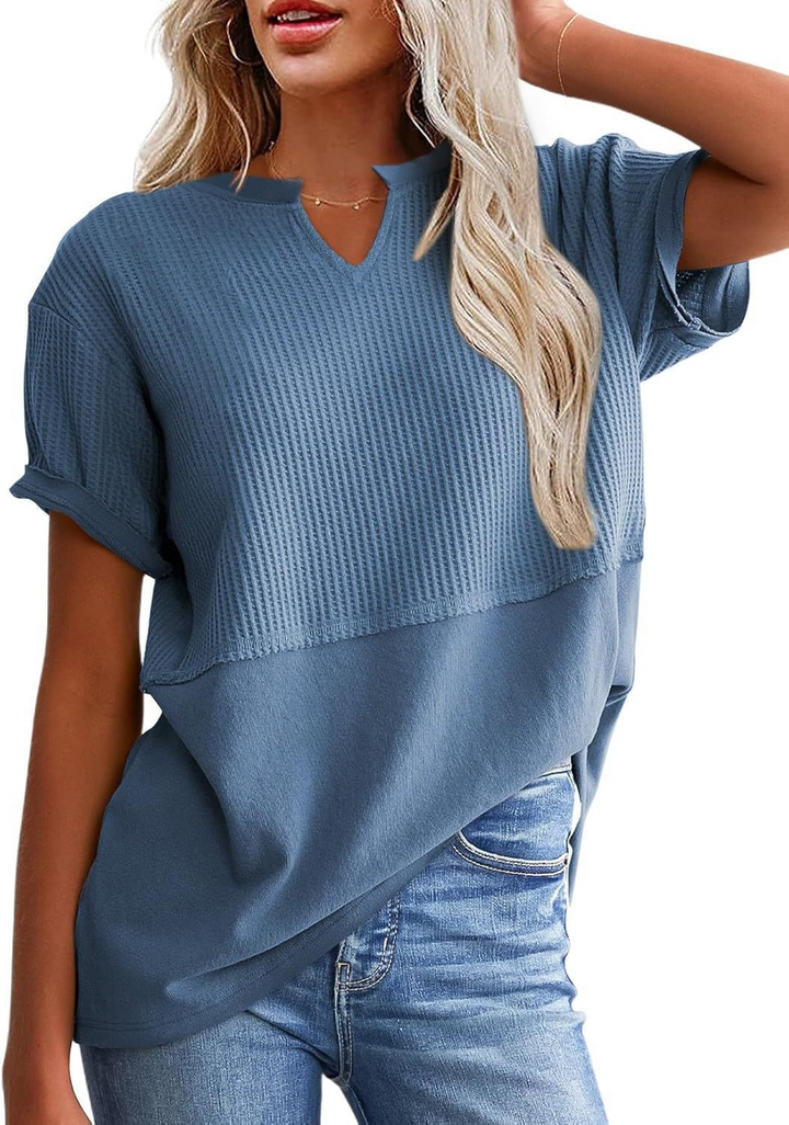 V-neck pullover shirt with belted waist