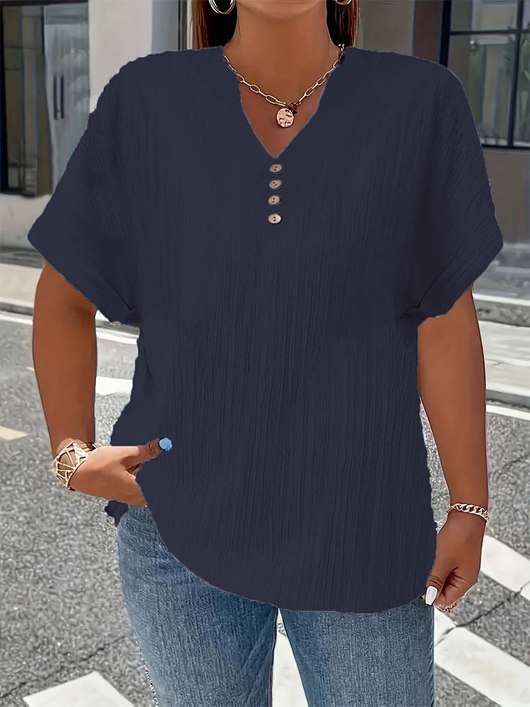 Fashionable and casual solid color button V-neck T-shirt