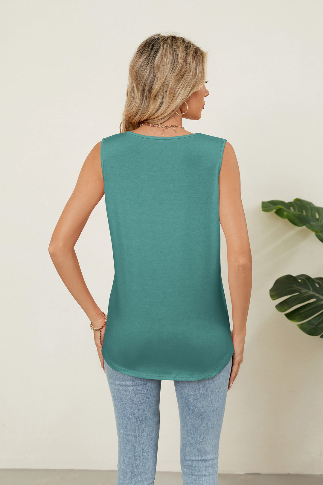 Solid color crew neck loose sleeveless T-shirt vest