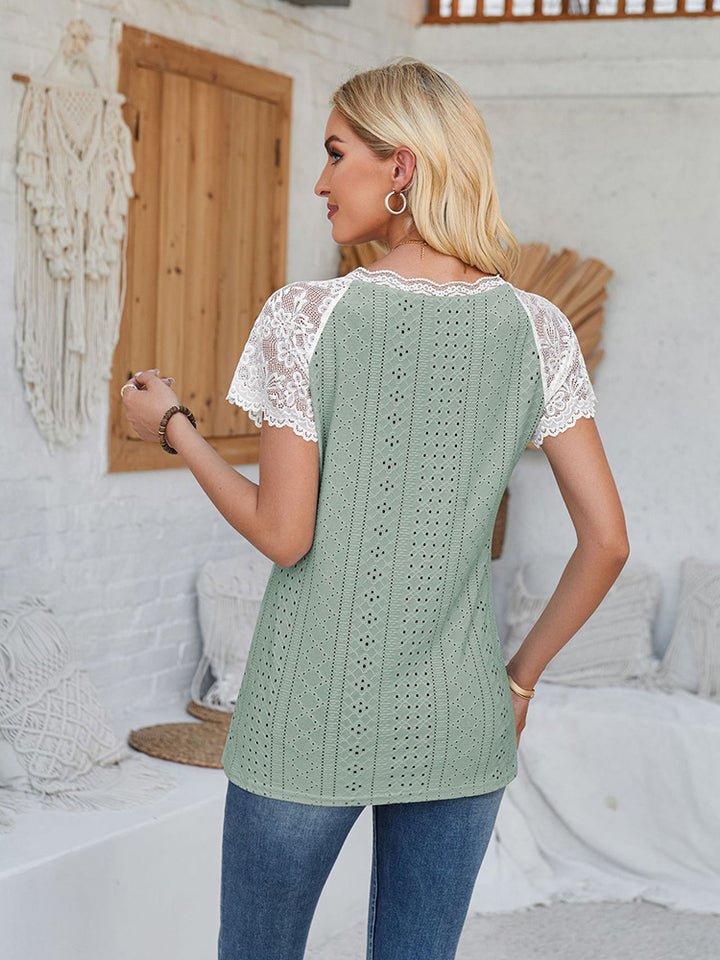 New V Neck Lace Splicing Loose Casual Eyelet T-Shirt