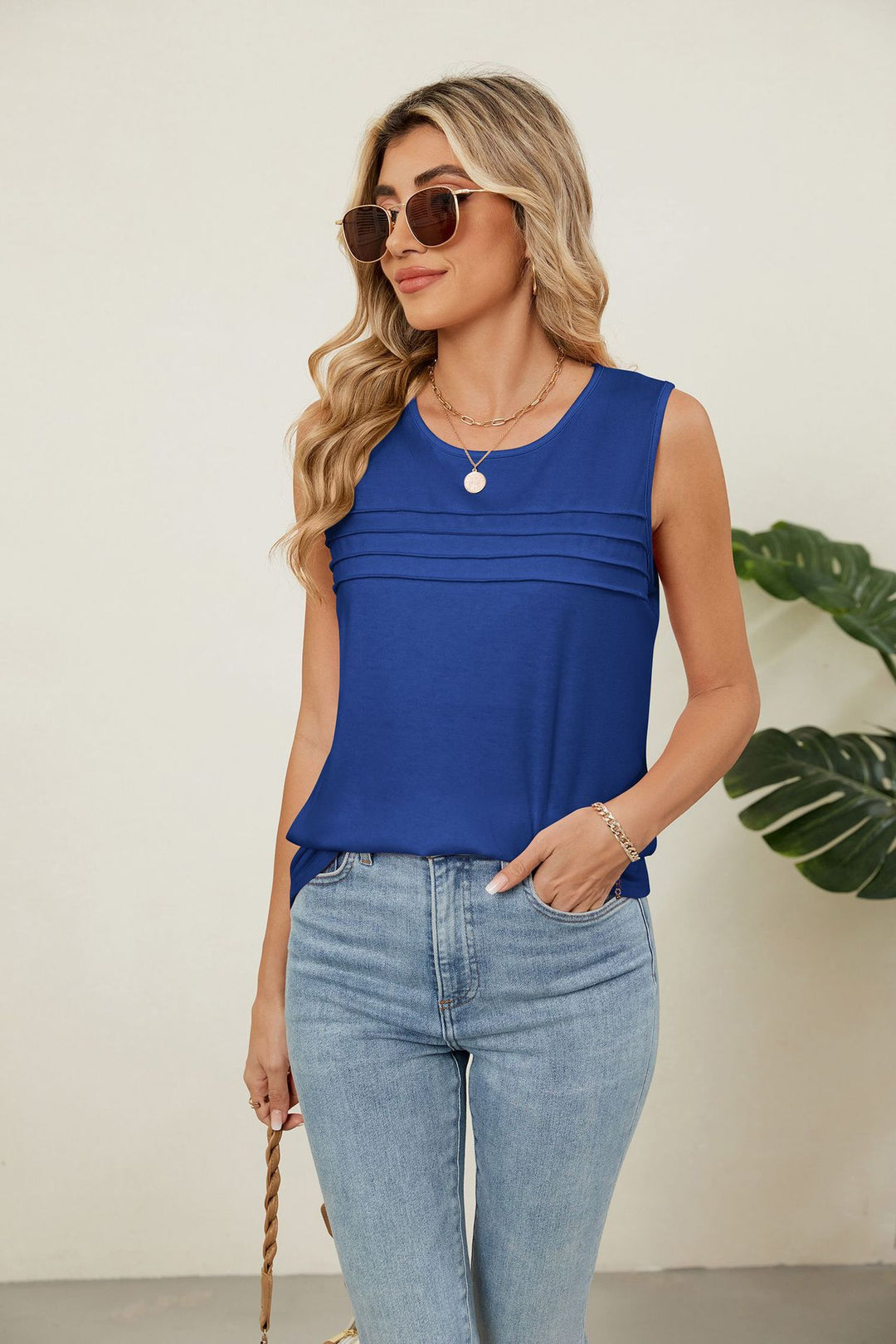 Solid color crew neck loose sleeveless T-shirt vest