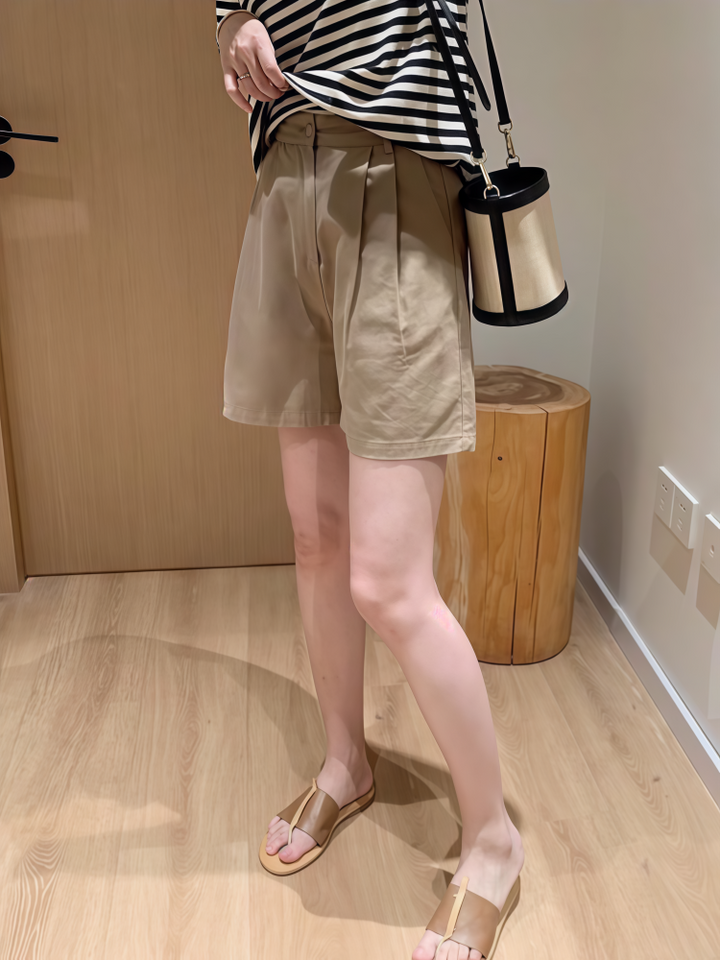 High-Waisted Cotton Wide-Leg Bermuda Shorts