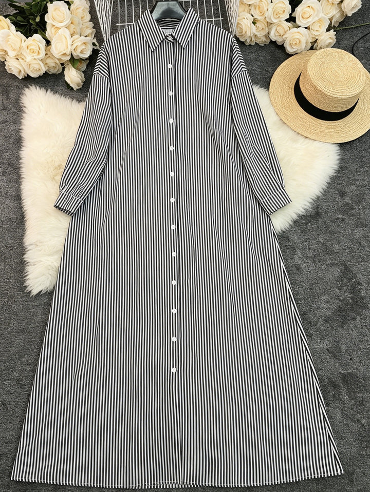 Straight-cut, collared, long-sleeved, striped, loose-fitting long dress