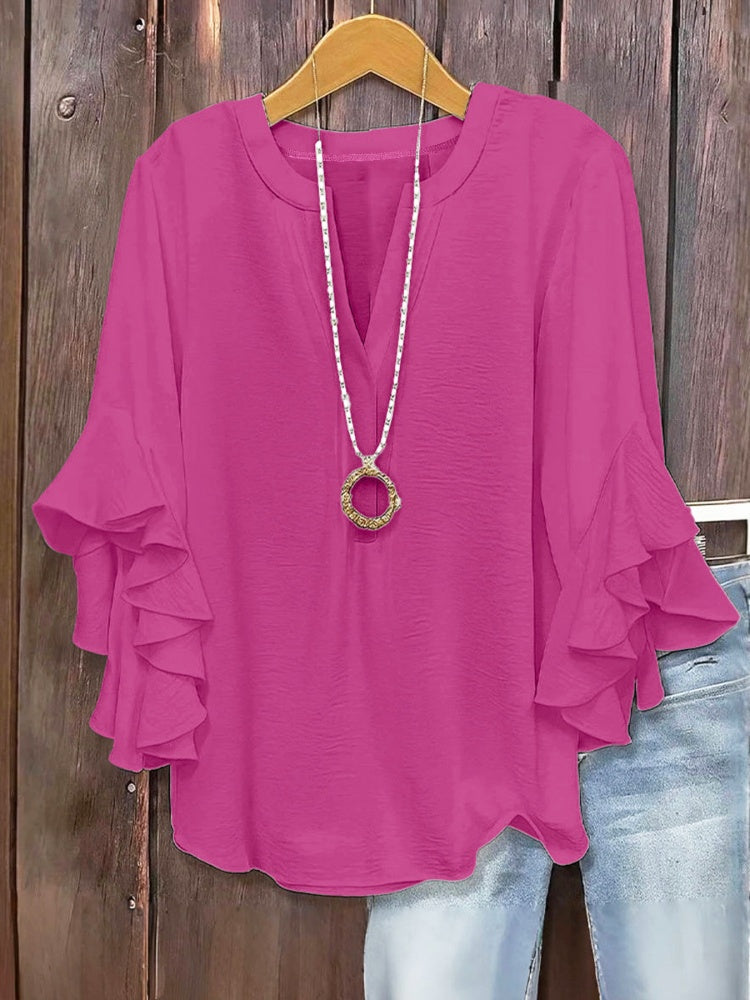 Three-quarter sleeve V-neck top