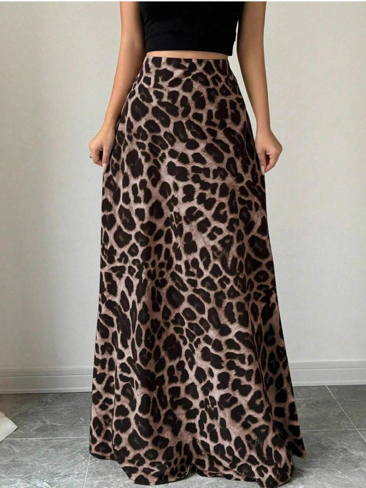 High-waisted A-line skirt