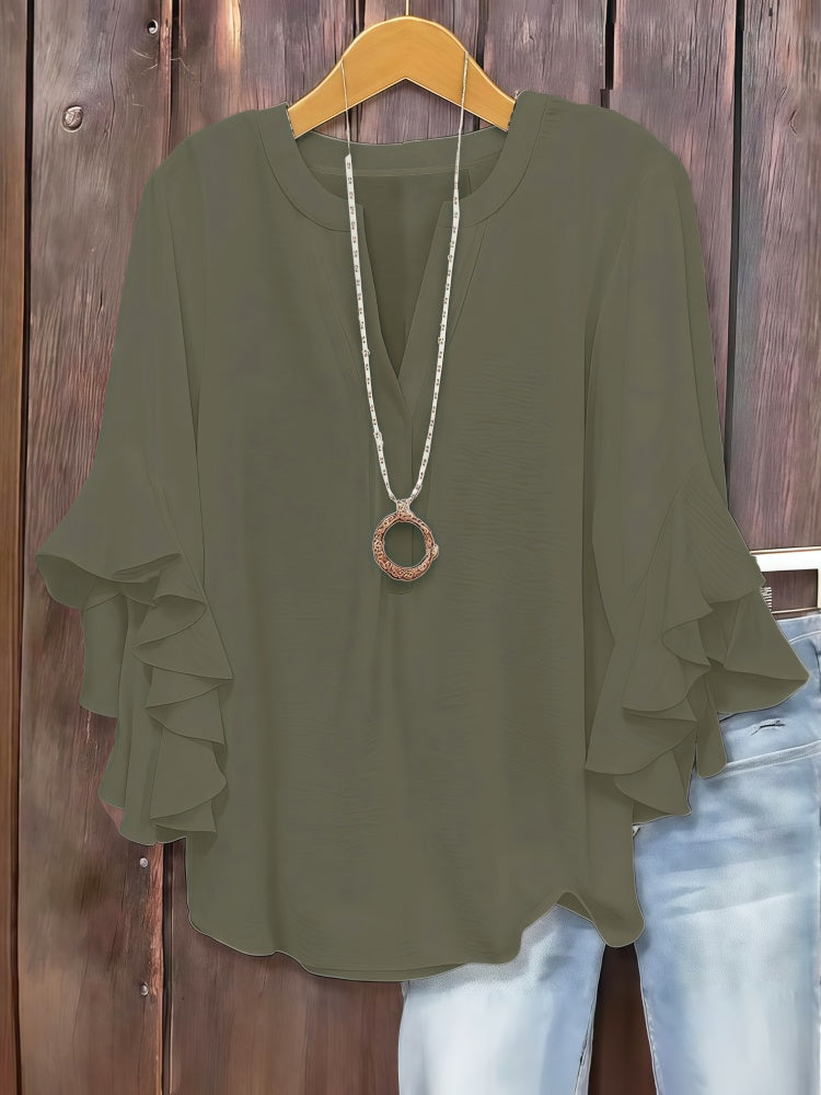 Three-quarter sleeve V-neck top