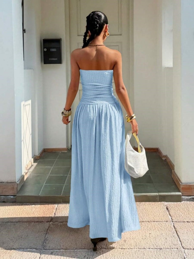 Sleeveless elegant sexy fitted strapless dress