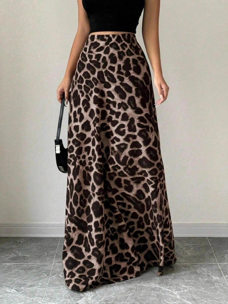 High-waisted A-line skirt
