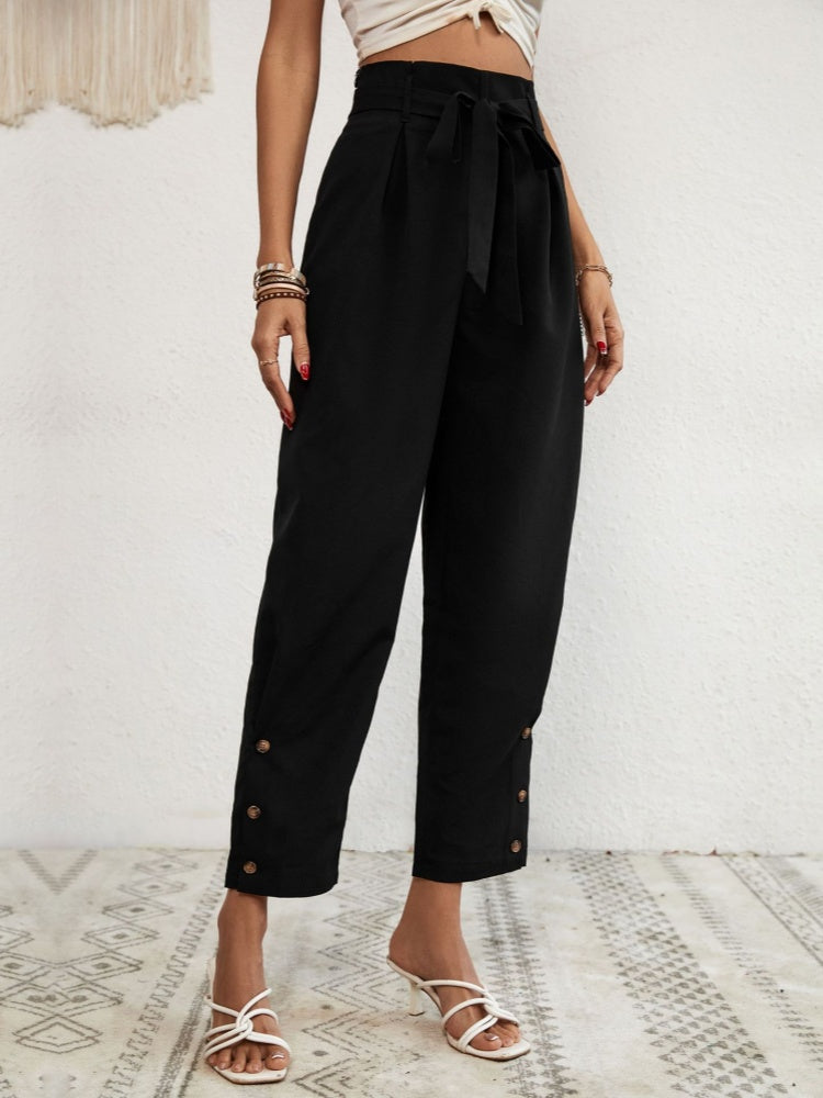 Lace-up high-waisted cropped trousers for a professional look