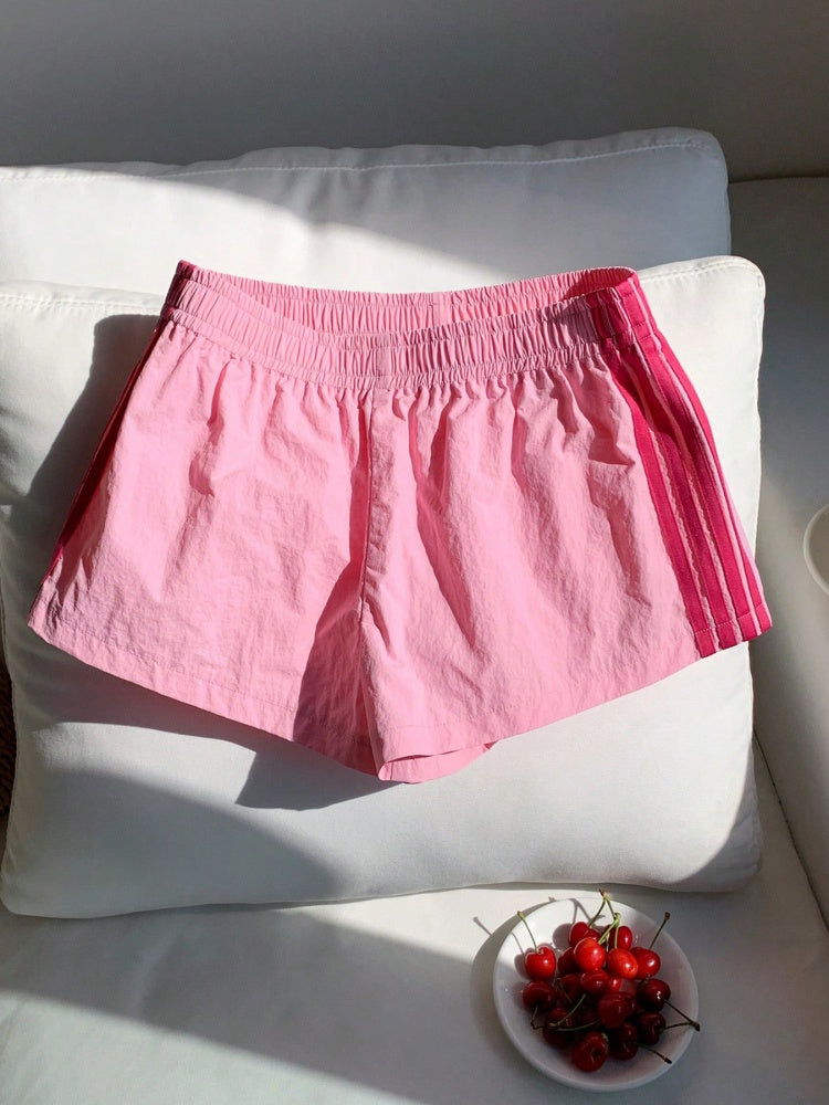 Contrast Side Stripe Elastic Waist Casual Shorts