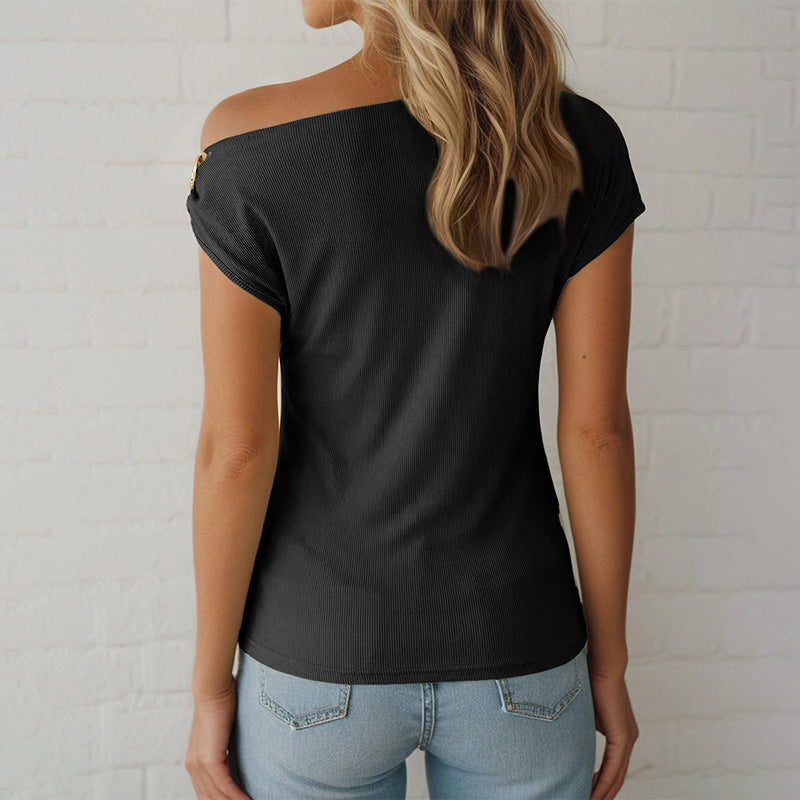 Slim-fit asymmetrical off-shoulder metal buckle T-shirt