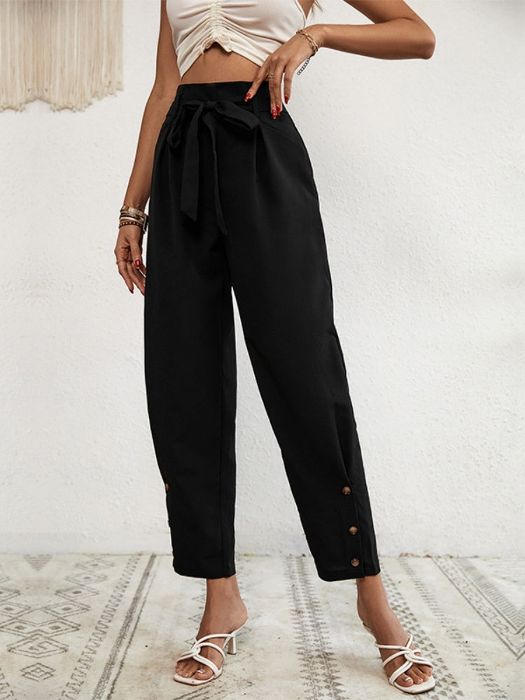 Lace-up high-waisted cropped trousers for a professional look