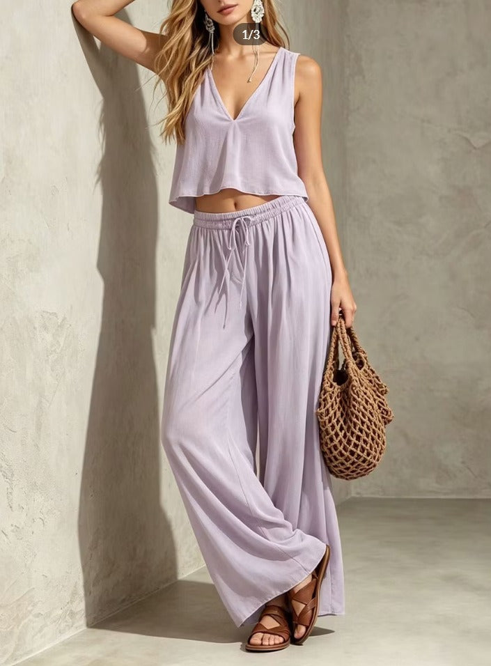 Sleeveless top and trousers two-piece set