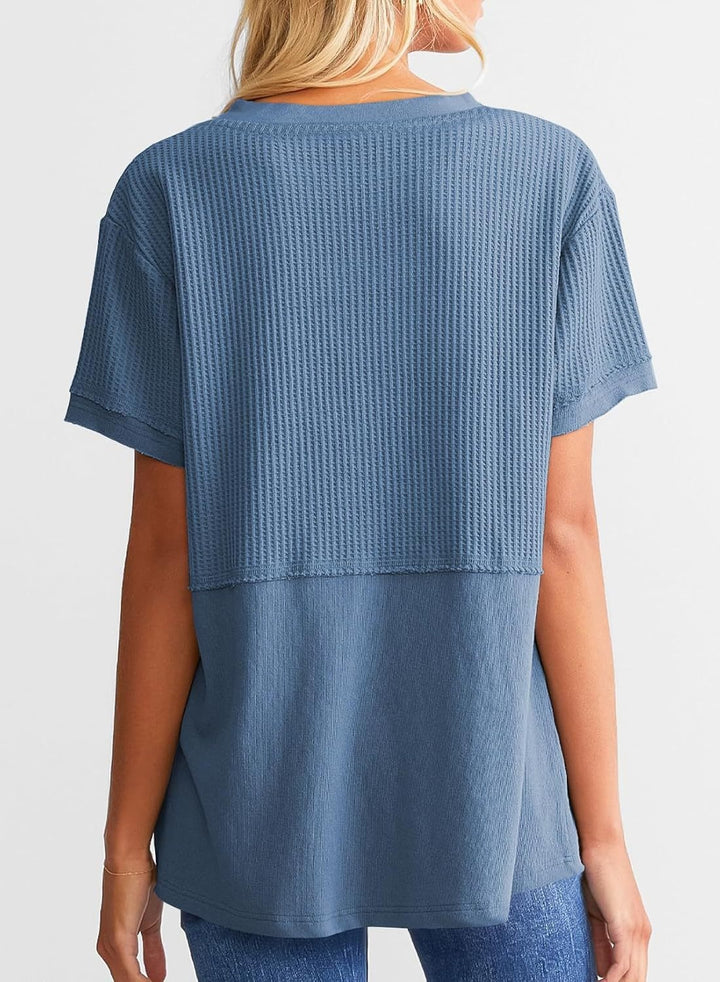 V-neck pullover shirt with belted waist