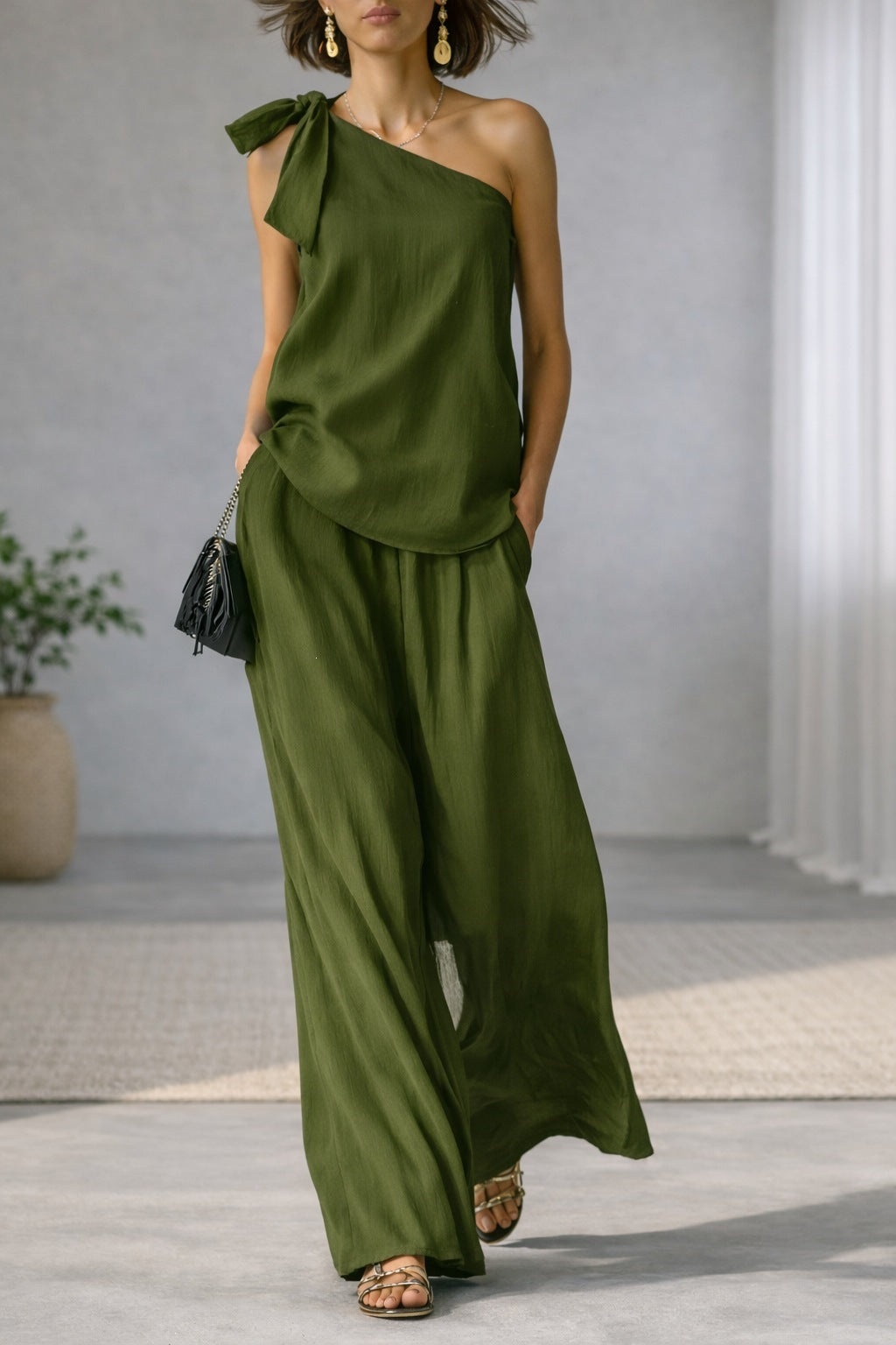 Sleeveless one-shoulder top with tie and wide-leg women&