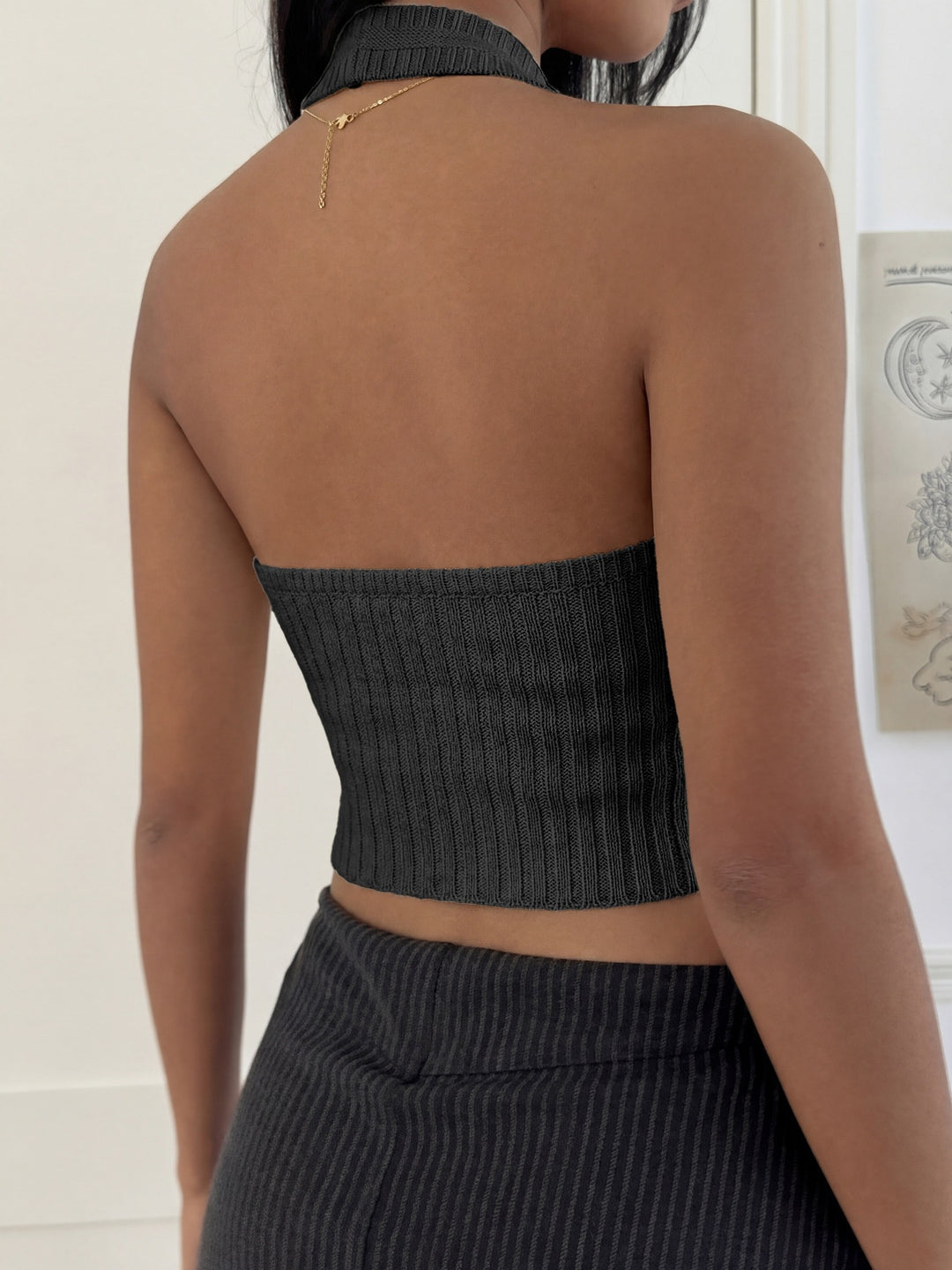 Slim-fit knit halter neck tank top