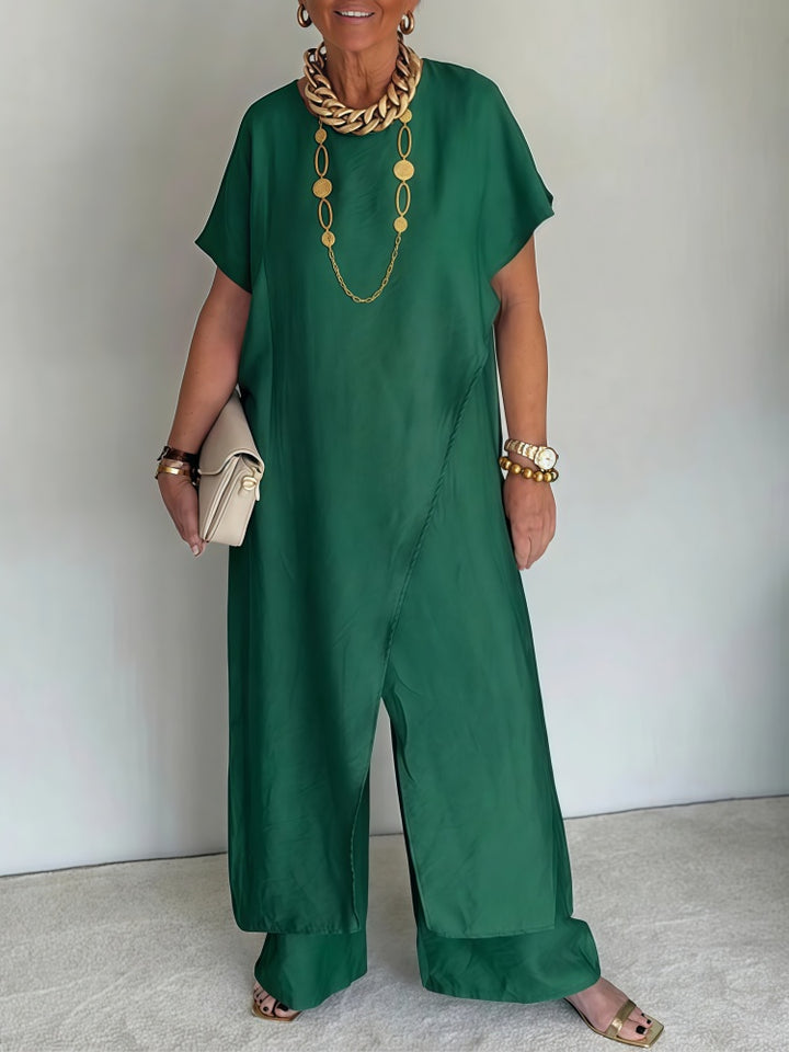 Two-piece set: loose-fitting, slit-front, belted top and wide-leg pants